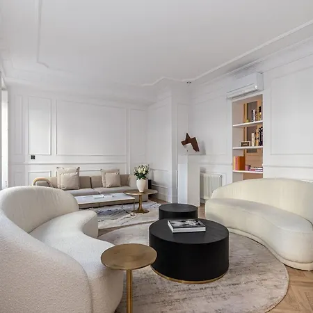 Apartment Exclusive Aristocrat Style *